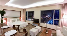 A La Carte Da Nang Beach