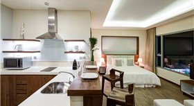 A La Carte Da Nang Beach