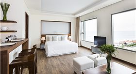 A La Carte Da Nang Beach