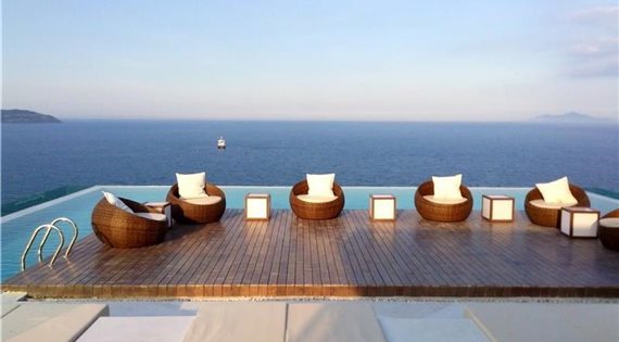 A La Carte Da Nang Beach