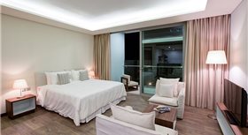 A La Carte Da Nang Beach