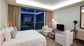 A La Carte Da Nang Beach