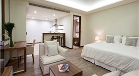 A La Carte Da Nang Beach