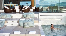 A La Carte Da Nang Beach