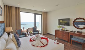 Premier hướng biển (Premier Sea Front)