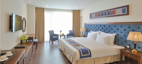 "Balcony Studio Sea Front"