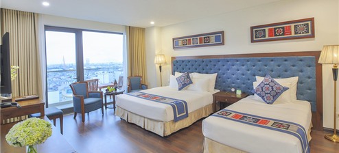 "Balcony Triple Sea Front"