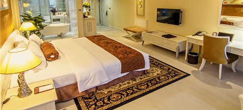 Superior hướng sông (Superior River View)