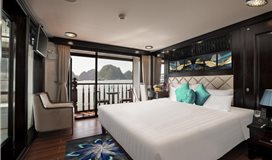 Suite Junior Hướng Biển (Giường Đôi/2 Giường Đơn)