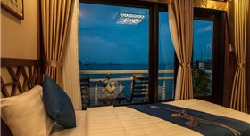 Du thuyền Gray Line Halong Cruise