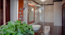 Du thuyền Gray Line Halong Cruise