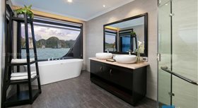 Le Theatre Cruises - Wonder on Lan Ha Bay