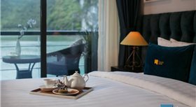 Le Theatre Cruises - Wonder on Lan Ha Bay