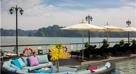 Le Theatre Cruises - Wonder on Lan Ha Bay