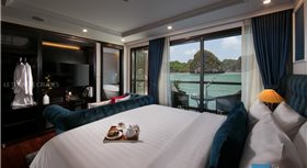 Le Theatre Cruises - Wonder on Lan Ha Bay