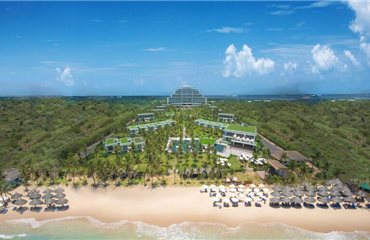 Cam Ranh Riviera Beach Resort & Spa