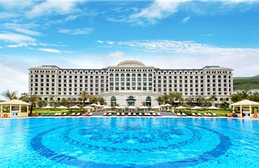Vinpearl Discovery Sealink Nha Trang