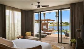 Three Bedroom Villa with Private Pool - Lake View